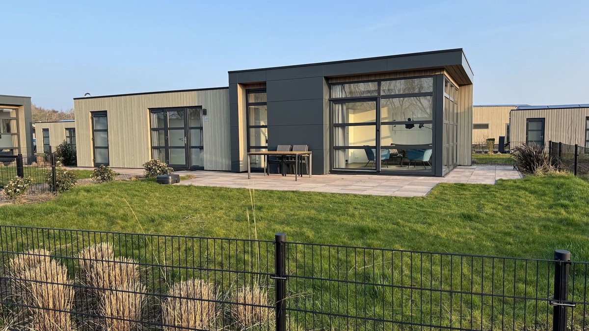 Enkhuizen House | Top-modernes Chalet Meeresbrise mit Großem, Eingezäuntem Garten am Ijsselmeer