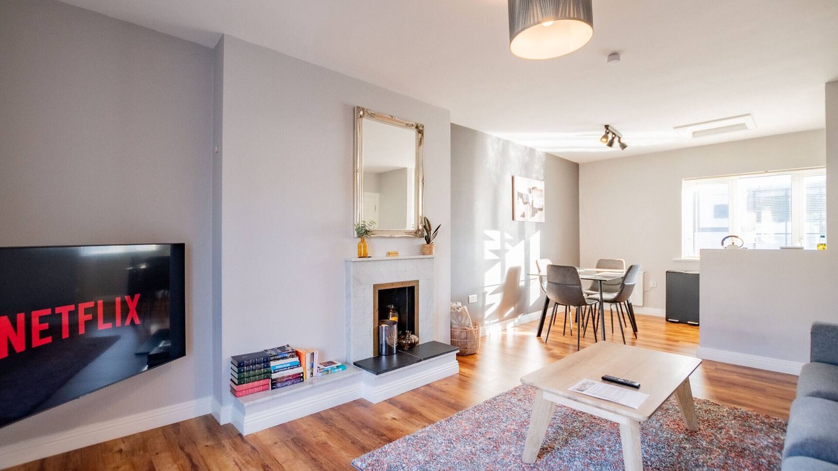 Galway City Centre House | Top of the City Townhouse