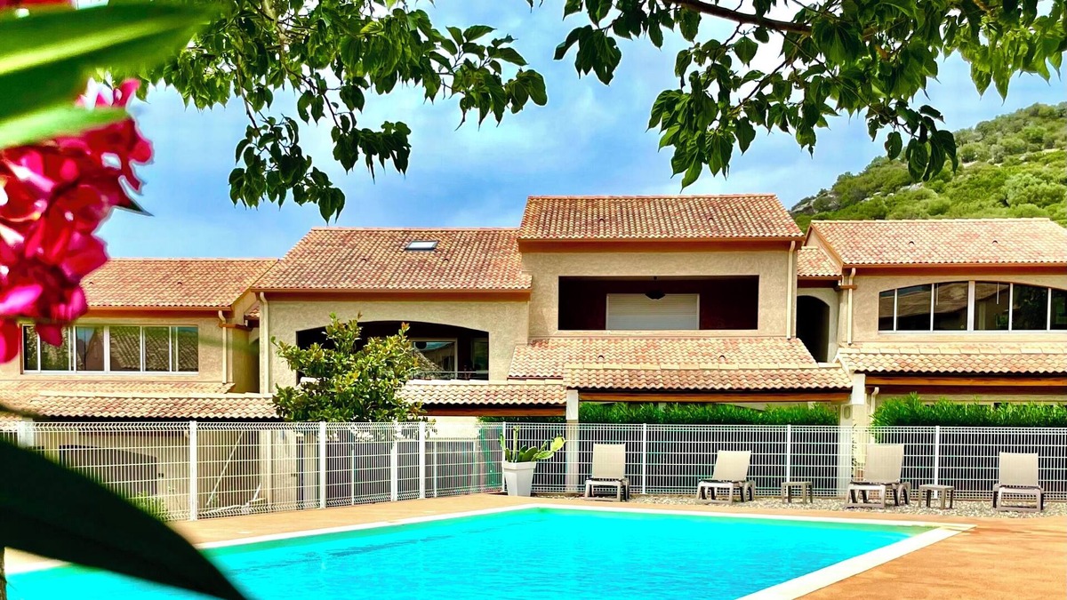 Oletta Apartment | Top-of-the-range air-conditioned apartment for 4/6 people with secure swimming pool