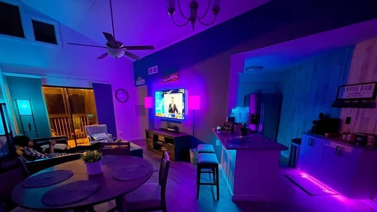 Ventura Apartment | Top Orlando’s Getaway Golf Resort, Pool, +More