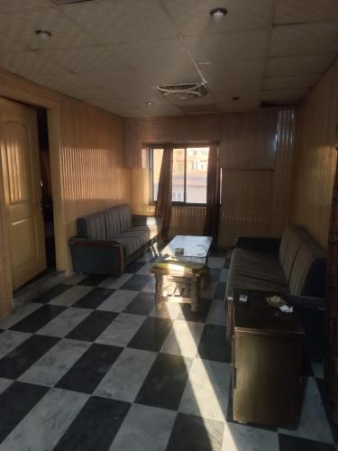 Rawalpindi Apartment | Top Room Adyala