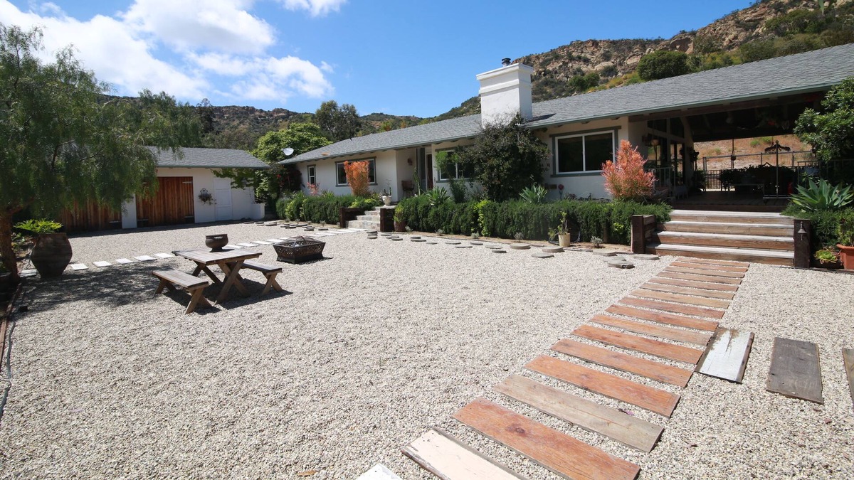 Old Topanga House | Topanga Canyon Home on 10 Private Acres