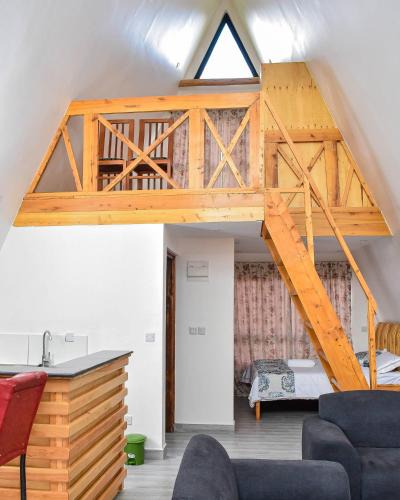 Nanyuki Apartment | Topi Cottages