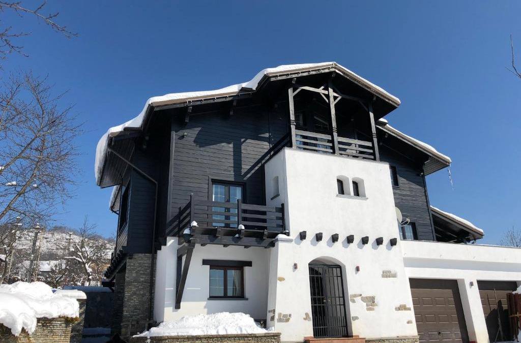 Comarnic Villa | TopVila