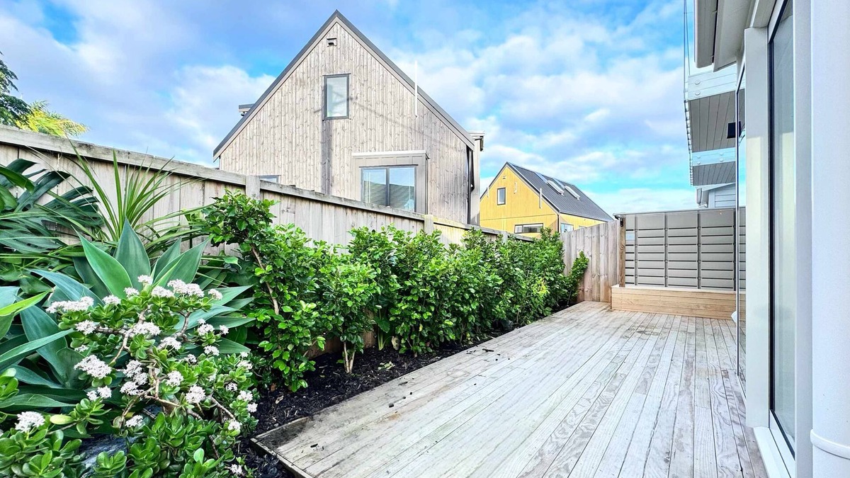 Torbay Condo | Torbay Family Oasis 3BR vs Backyard Near Beach