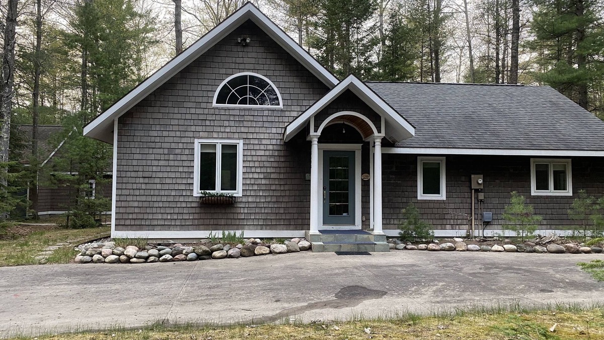Rapid City House | Torch Lake Cabin near launch with boat option