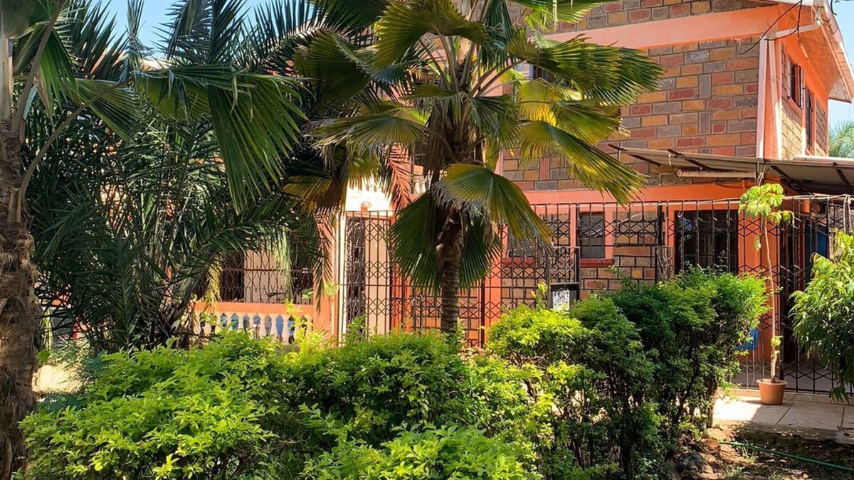 Kisumu Hotel | Torchys Lounge