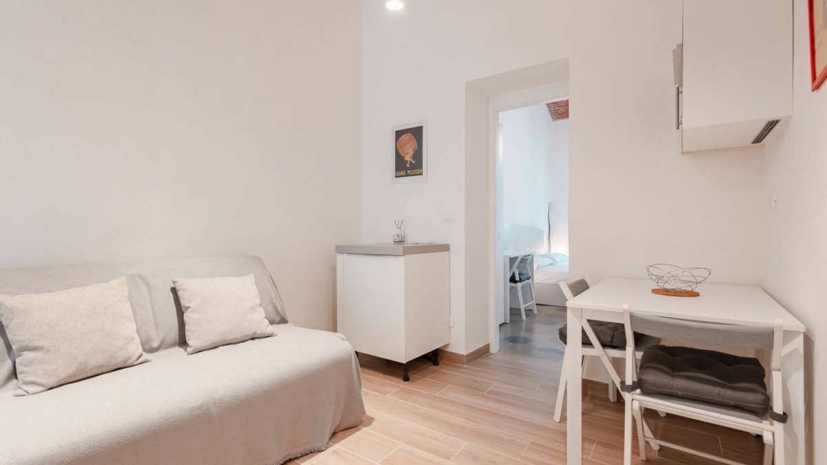 Vanchiglia Apartment | Torino, Santa Giulia House