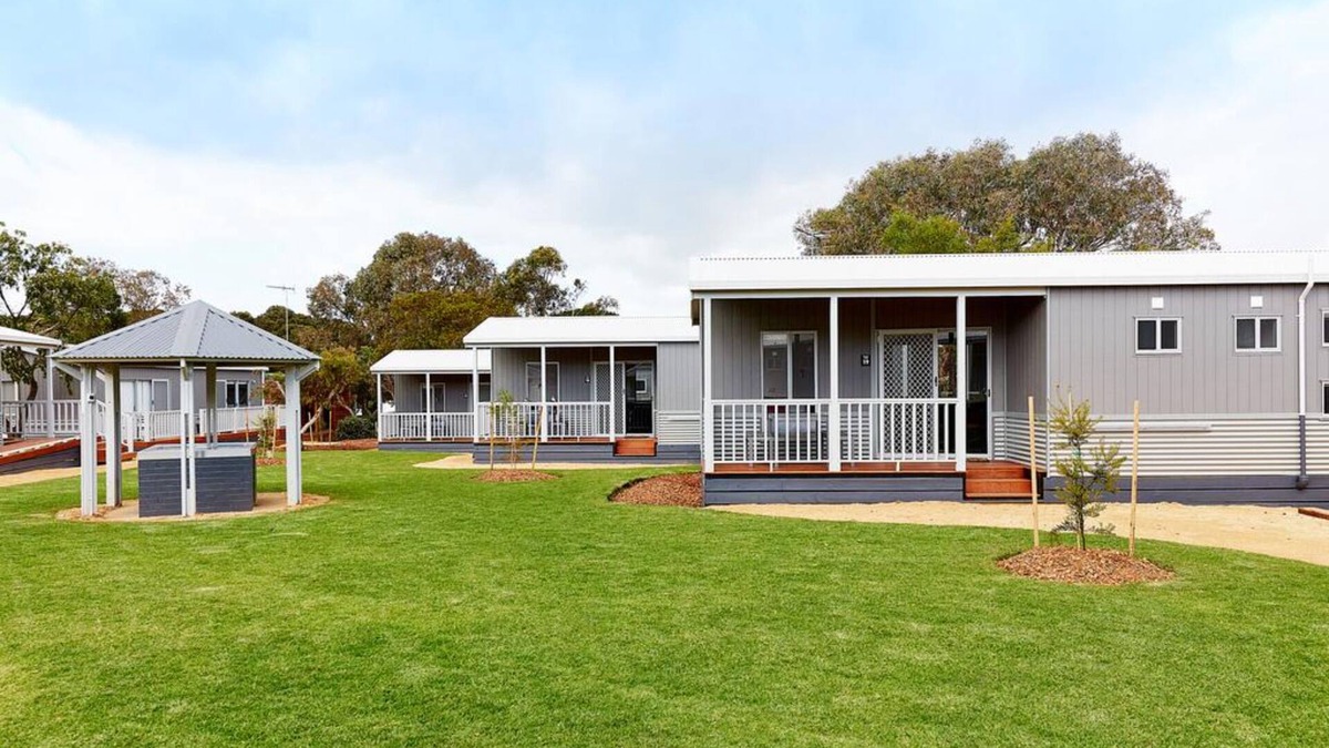 Torquay Cabin | Torquay Foreshore Caravan Park