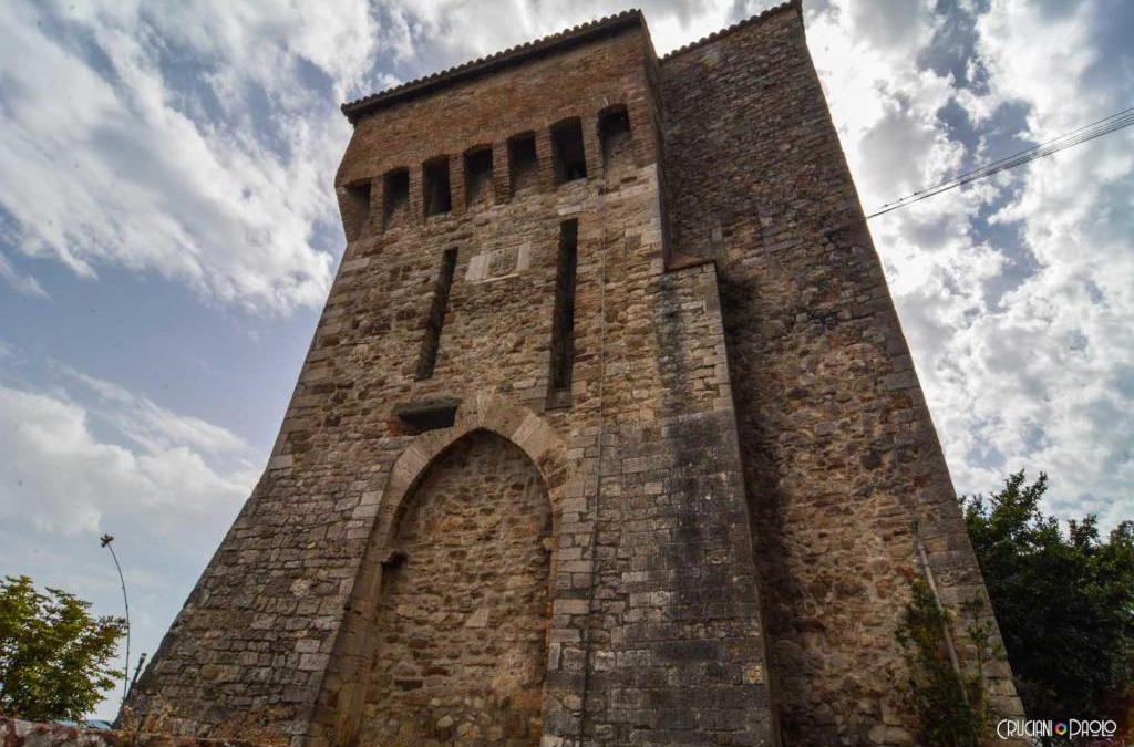 Todi House | Torre Caetani- Night in a medieval tower