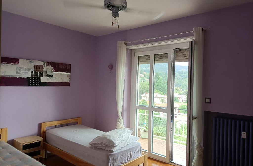 Torre Pellice Apartment | TORRE PELLICE Camera In Bilocale con bagno in comune