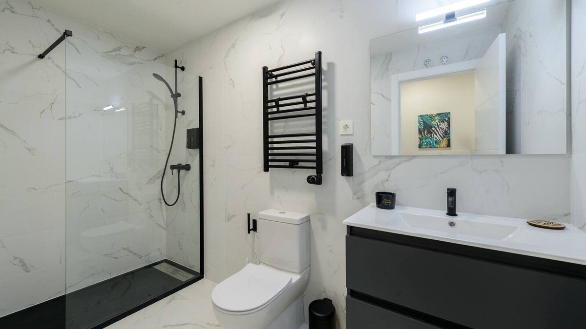 Torrejon de Ardoz Apartment | TORREJÓN SUITES APARTMENT. Low 7