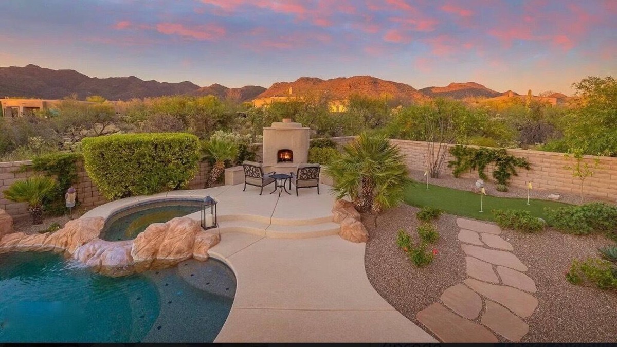 Dove Mountain House | Tortolita mtn views, heated pool & spa, gourmet kitchen, 4 bed/4 bath; 3 suites
