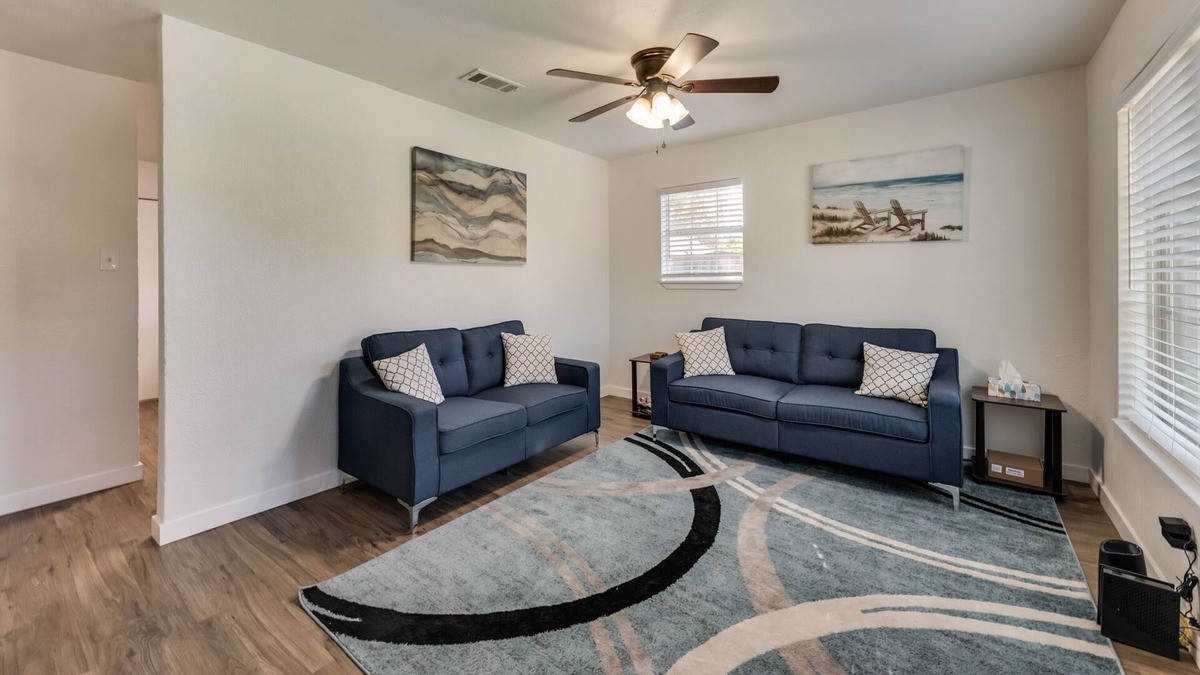 Rockwall House | Totally Updated - Charming Bungalow!