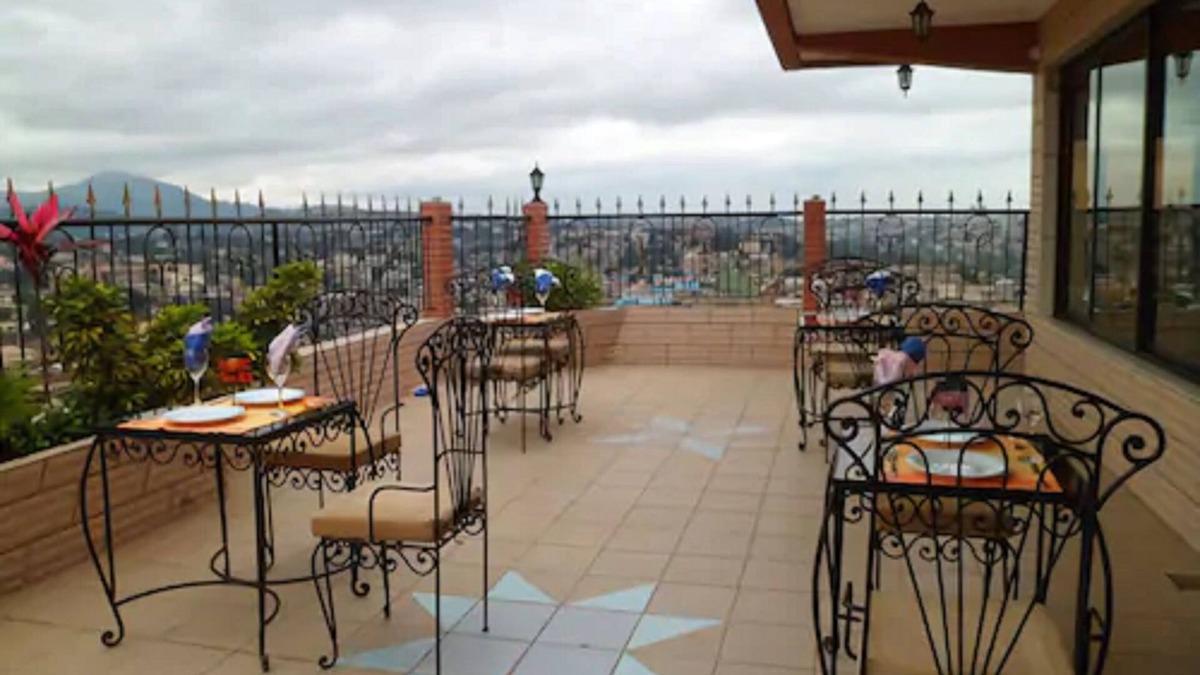 Yaounde Hotel | Tou'Ngou Hotel