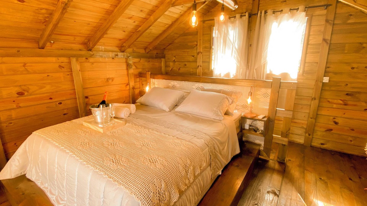 Morro dos Ventura Ski Chalet | Toucans' Home Chalet - A Romantic Chalet in Santo Amaro da Imperatriz