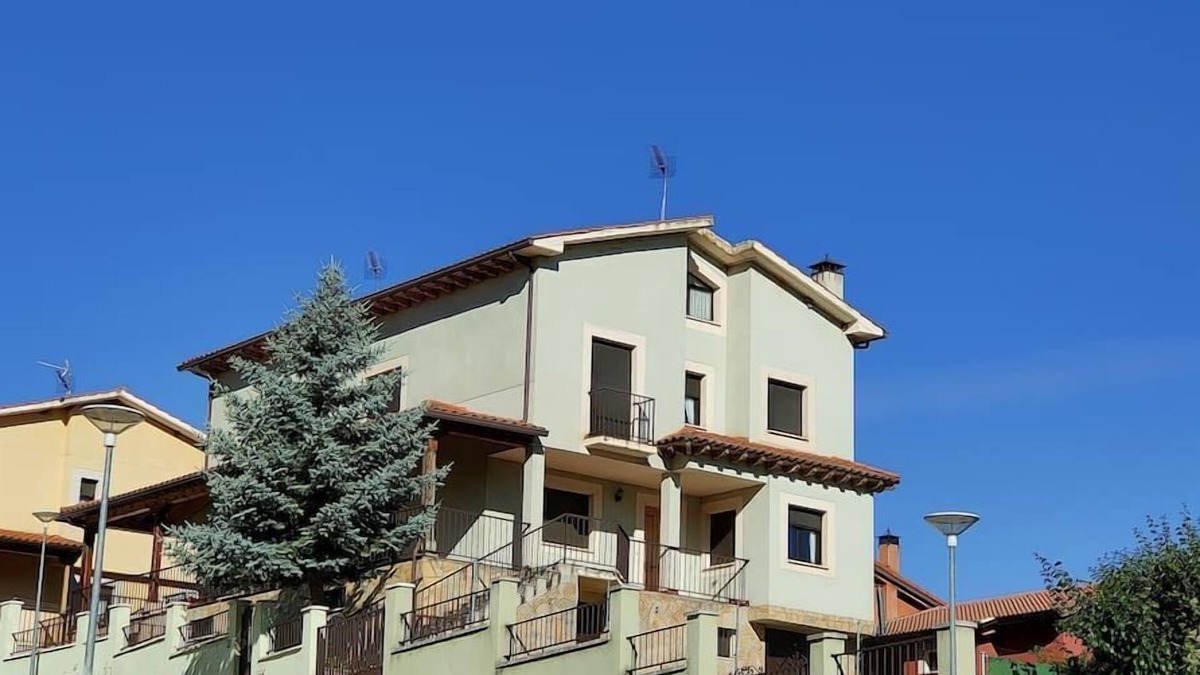 Huerta de Rey Apartment | Tourist Housing in a wonderful environment