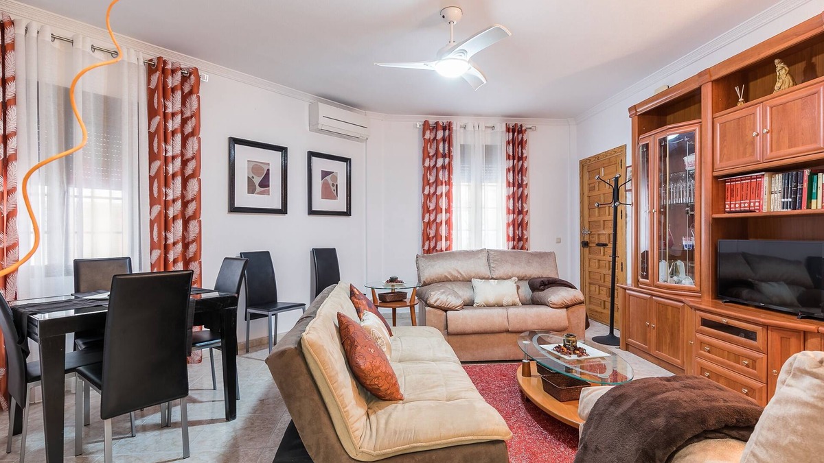 Toledo Apartment | TOURIST TOPAZ