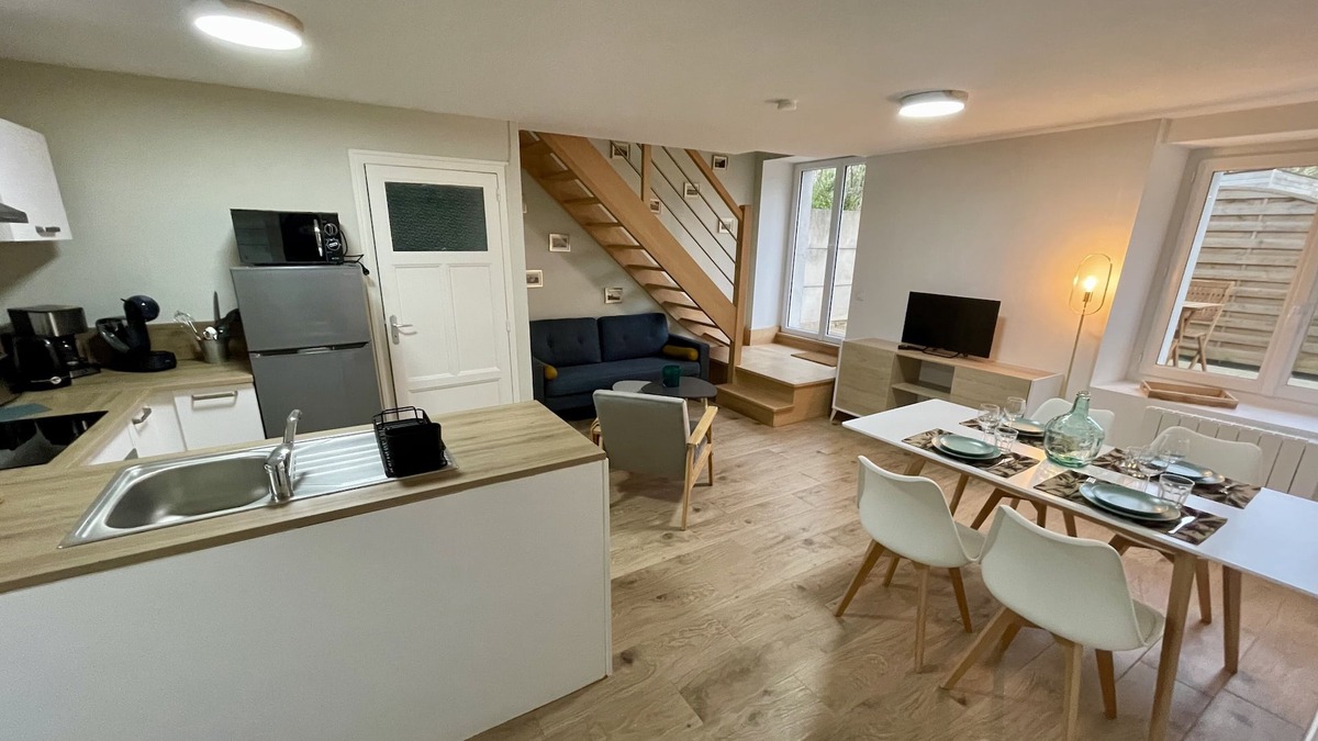 Saint-Alban House | Tout à Proximité !