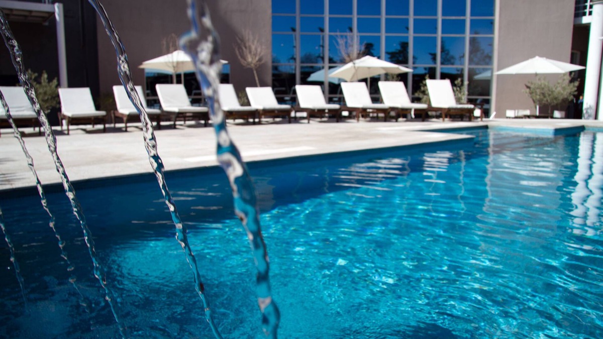 San Rafael Hotel | Tower Inn and Suites