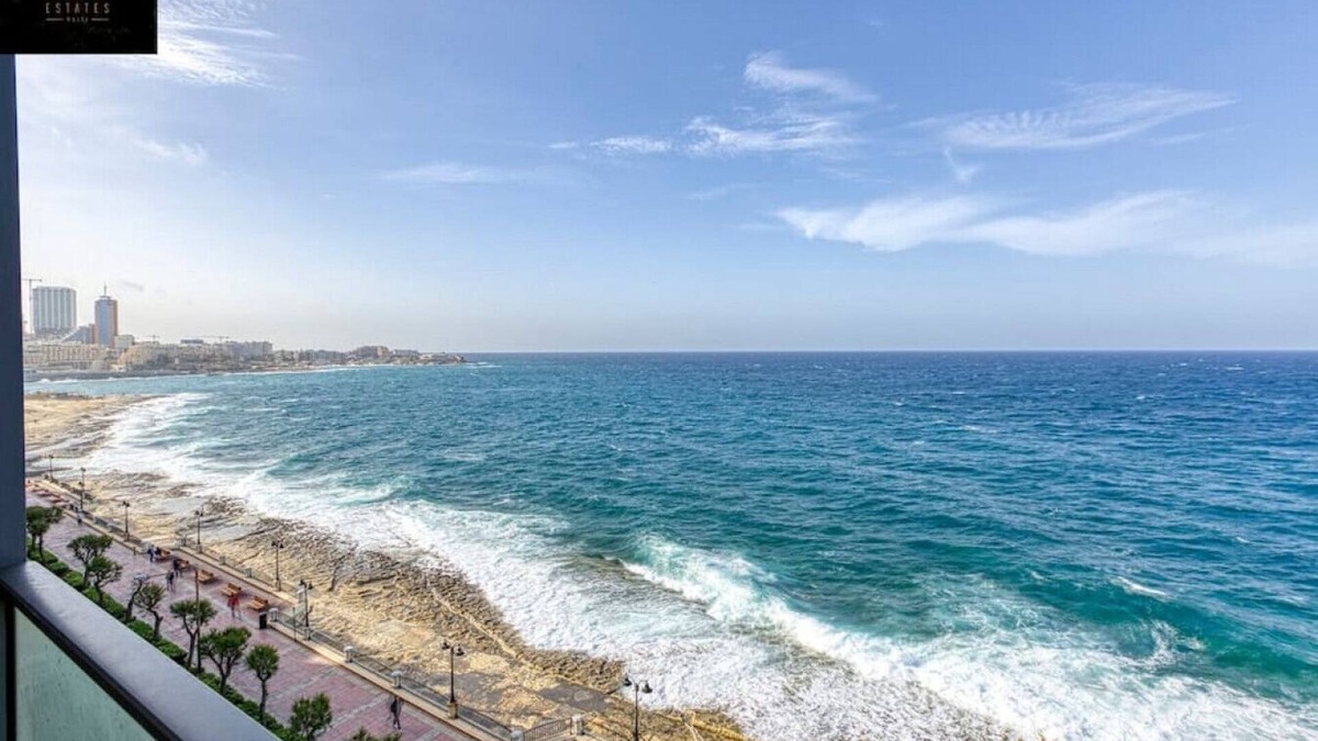 Sliema Apartment | Tower Road Sliema, 4BR APT with sensational views