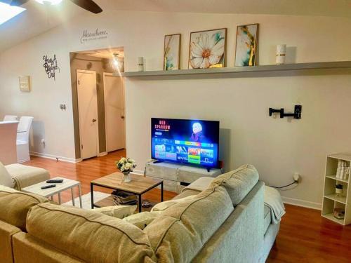 Tallahassee House | Town & Country-4BR/3BA, 1.5 acres, 20 min FSU/FAMU