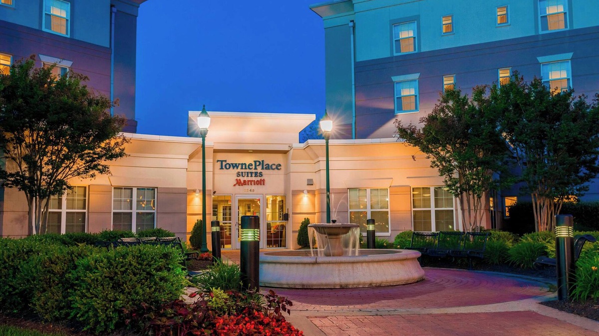 Springfield Hotel | TownePlace Suites by Marriott Springfield
