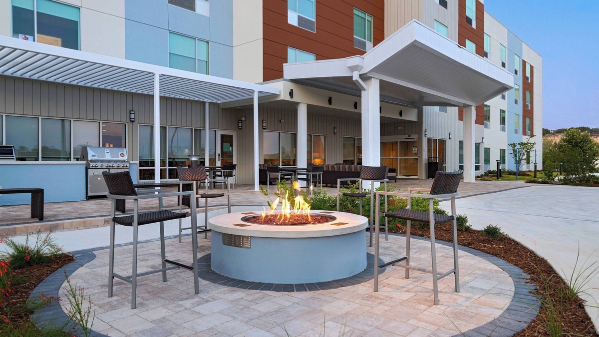 Forest Crest Hotel | TownePlace Suites by Marriott San Antonio Northwest at The RIM
