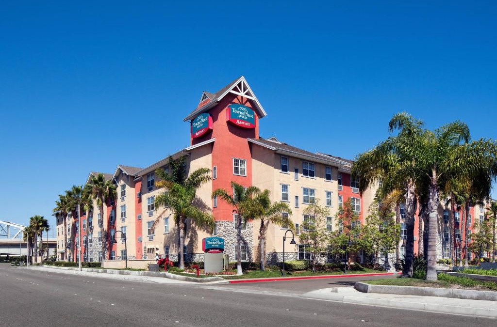Hawthorne Hotel | TownePlace Suites Los Angeles LAX Manhattan Beach