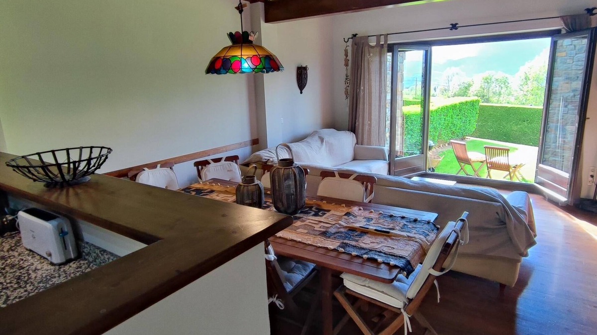 Alp House | Townhouse 3 rooms Fireplace, Garden, BBQ, Views & Wi-Fi