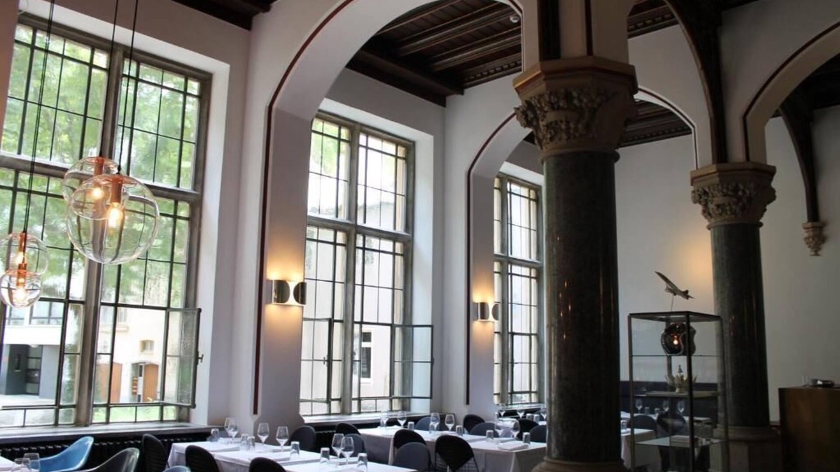 Altstadt-Nord Hotel | Townhouse by THE QVEST