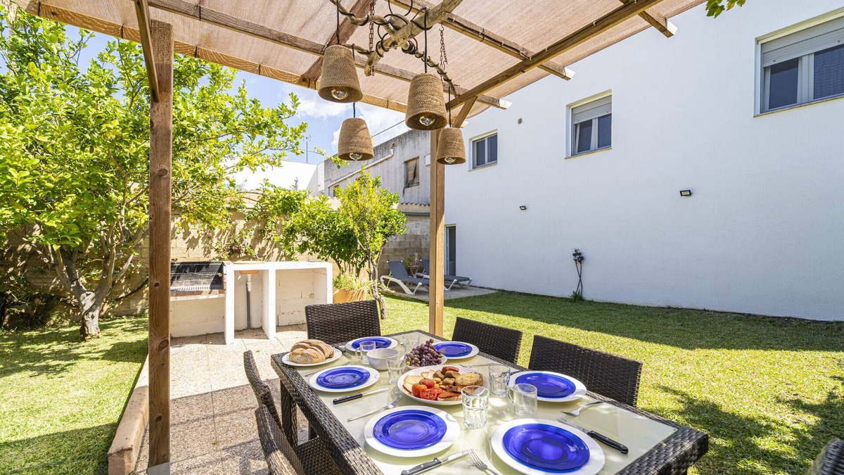 Colonia de Sant Pere House | Townhouse ca na Forteza By home villas 360