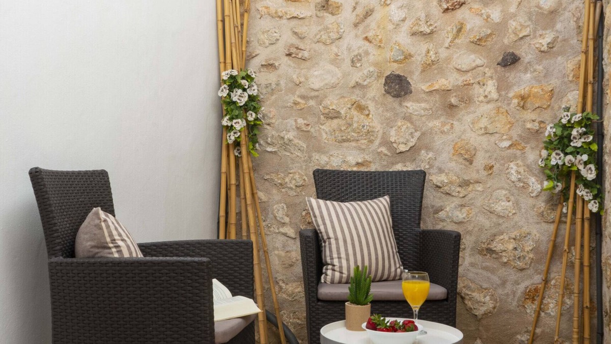 Pollensa House | Townhouse Lleó 72 in Pollensa By home villas 360