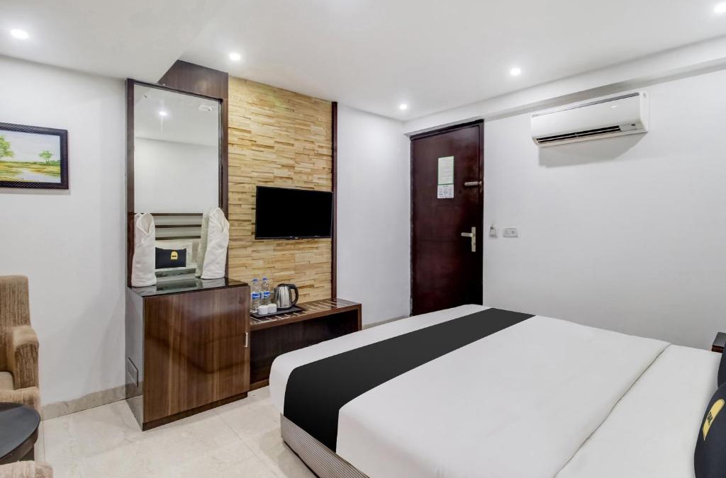 Calangute Hotel | Townhouse OAK Hotel Mannat Goa
