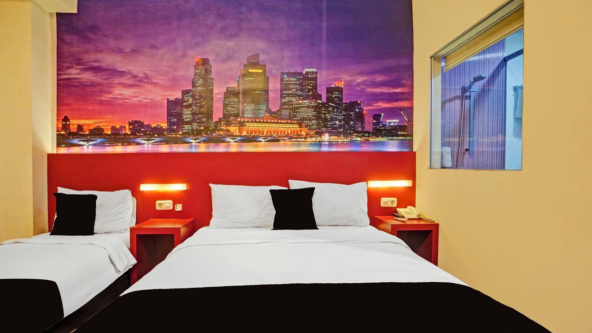 Malang Hotel | Townhouse Oak Malang near ITN Malang