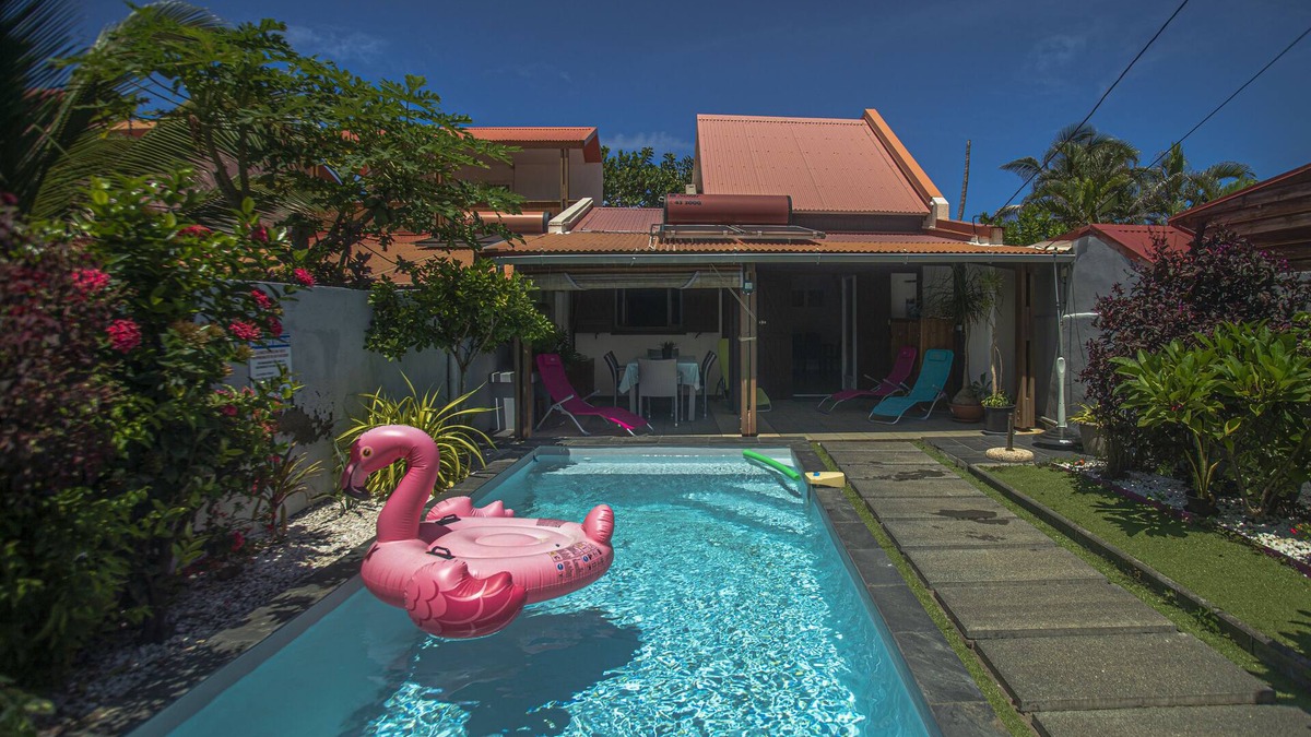 Saint-Pierre De La Reunion House | Townhouse Terre Sainte