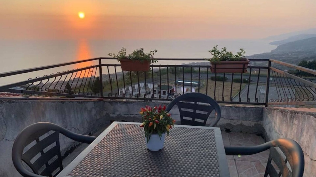 Fuscaldo Apartment | Tra mari e monti - Apartment between sea and mountains equippe