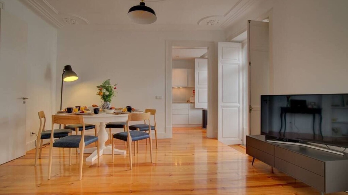 Encarnacao Apartment | Tracey & Neill's Place by Portugal Portfolio
