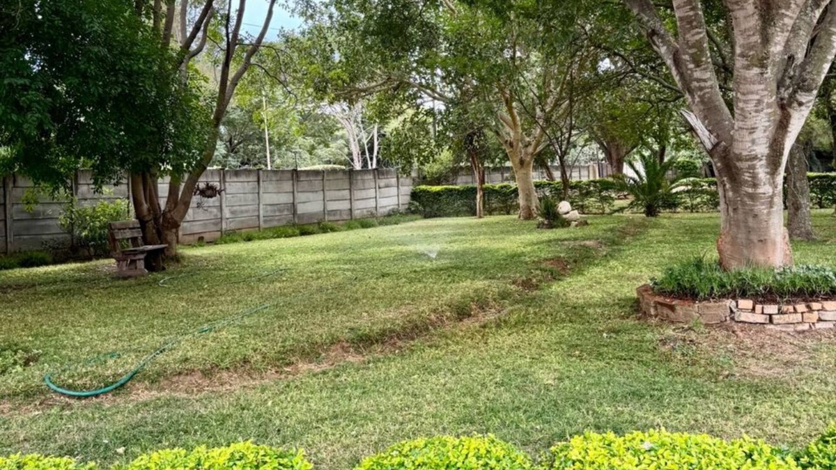 Bulawayo House | Trade Fair Ready 4 bedroom/2 bath Hillside Home - Breakfast Included. Sleeps 8