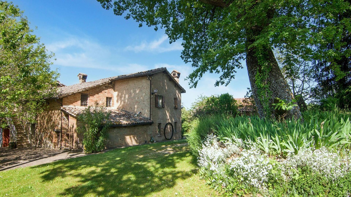 Urbino House | Traditional holiday home in Urbino with terrace