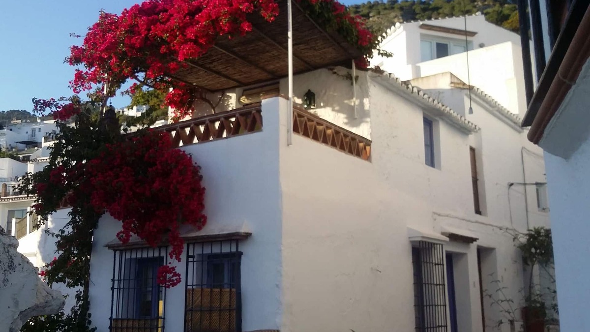 Frigiliana Cottage | Traditional house in the historical part, community pool, sea view/mountain