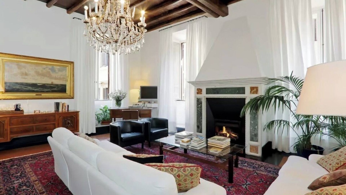 Rione IV Campo Marzio Apartment | Traditional Roman 5-Bedroom with Stunning Views, Just Steps from Spanish Steps