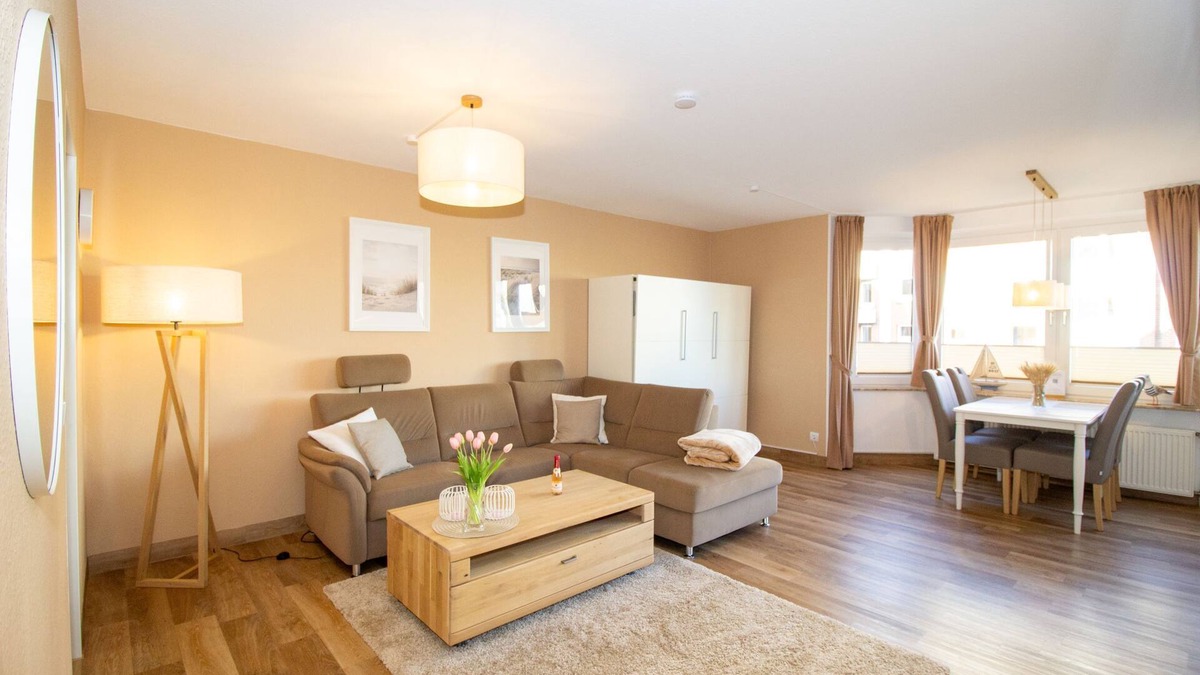 Duhnen Apartment | Trafalgar App. 154-55m² vacation apartment in Döse, close to the beach, swimming pool and sauna