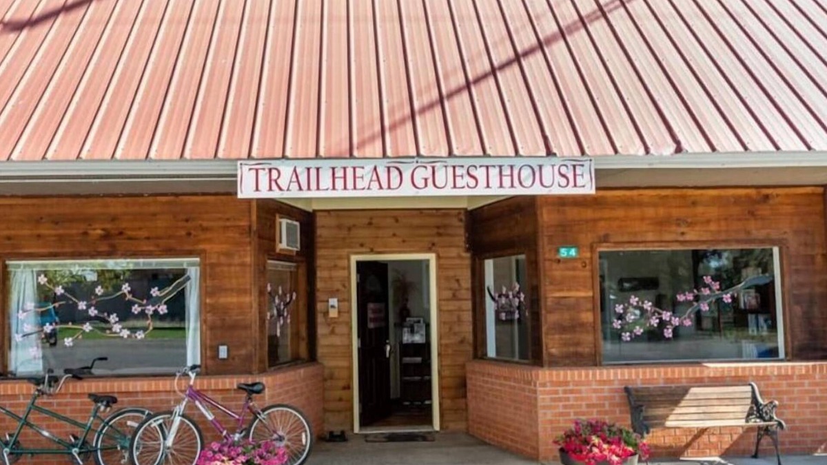 Midvale House | Trailhead Guesthouse