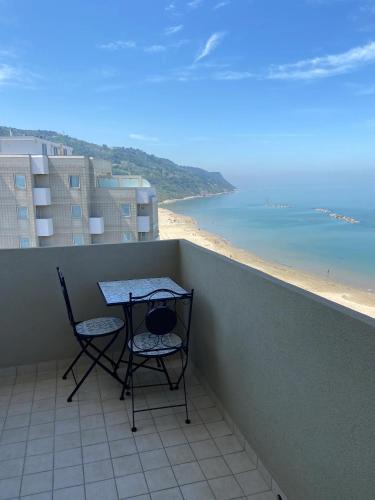 Pesaro Apartment | Tramonto in Baia