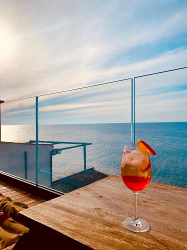 Old Town Apartment | TRAMONTO SUL MARE by CefaLux