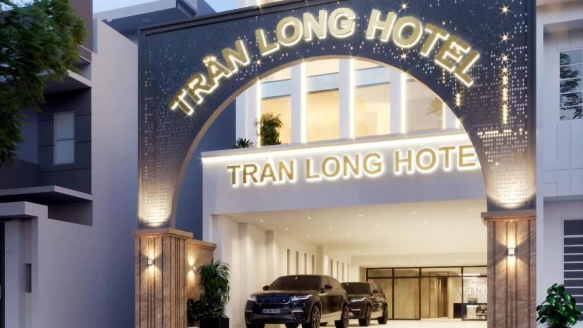 District 12 Hotel | Tran Long District 12