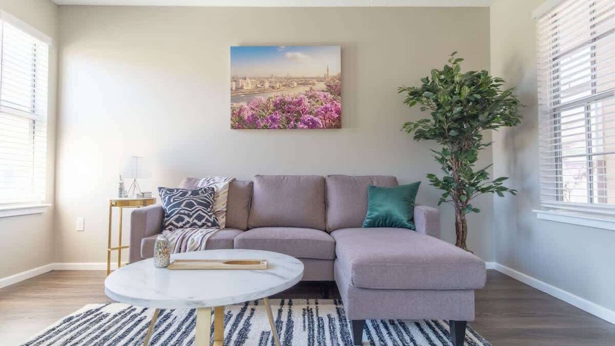 Far North Dallas Apartment | Tranquil 1BR King Suite w/Pool, Gym, Parking 02