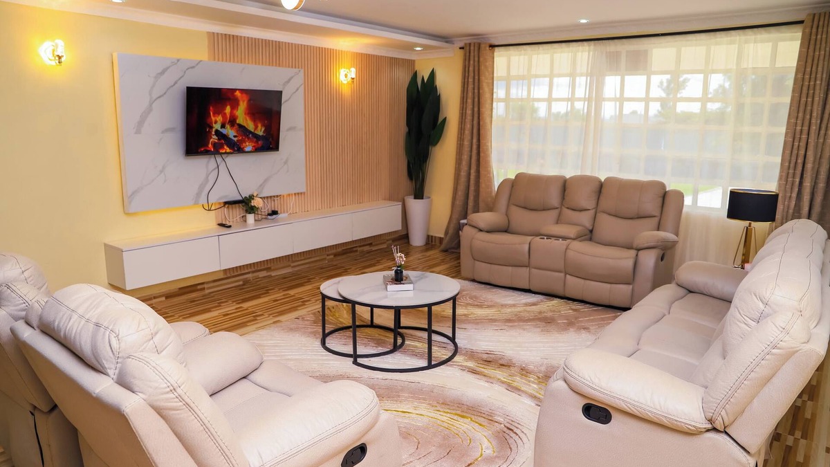 Naivasha Villa | Tranquil 4Bedroom villa with private swimming pool in Naivasha