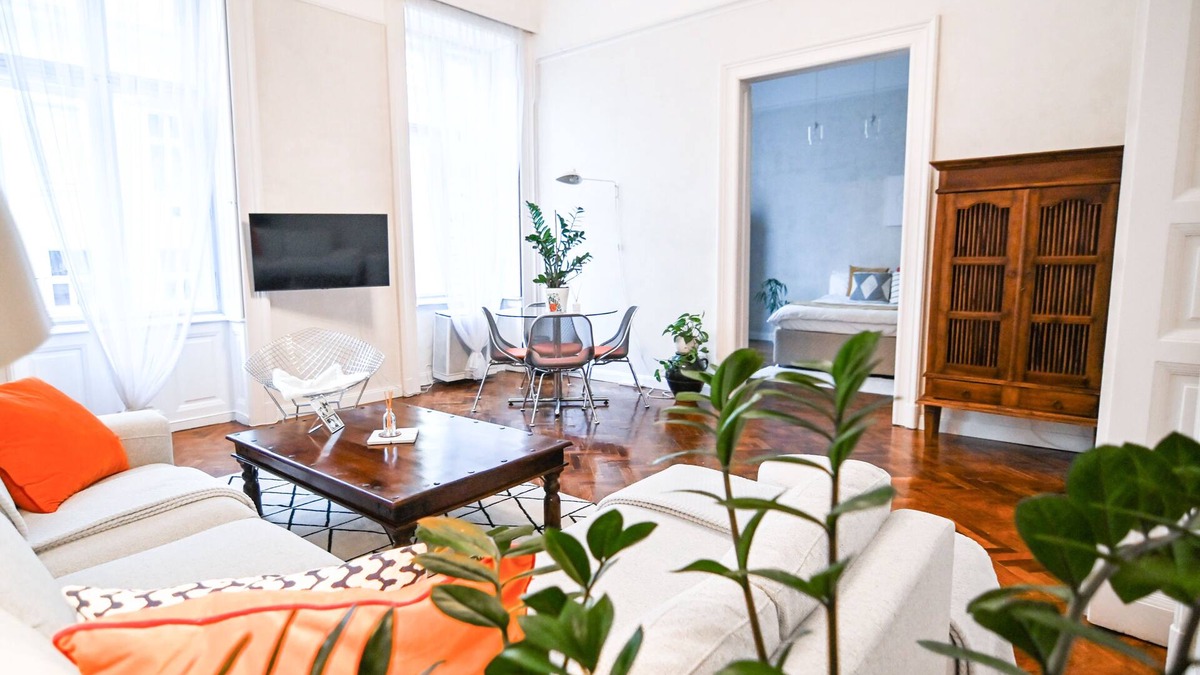 Nepszinhaz negyed Apartment | Tranquil and charming apartment